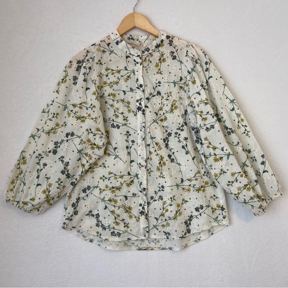SOLITAIRE White Floral Printed Embroidered Eyelet Long Sleeve Top Size Medium